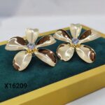 Серьги "White Jasmine"