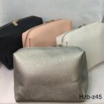GEANTĂ COSMETICĂ "PIELE ECO"