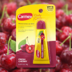 Balsam de buze CARMEX Tube Fresh Cherry SPF15