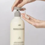 Șamponul hidratant Lador Moisture Balancing Shampoo