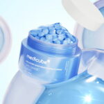 Cremă pentru hidratare intensivă "Medicube Hyaluronic Moisturizing Capsule Cream"